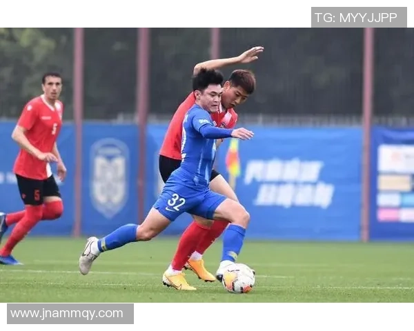 云指导助力足球训练提升球员技能与战术素养的全新模式探索